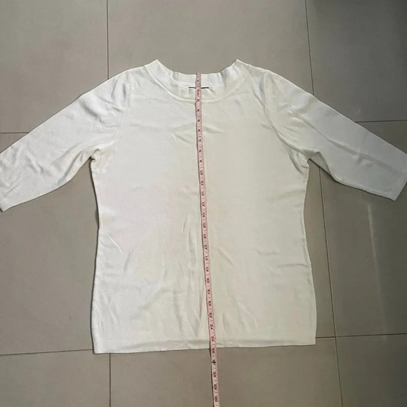 White Sweater - Picture 4 of 5